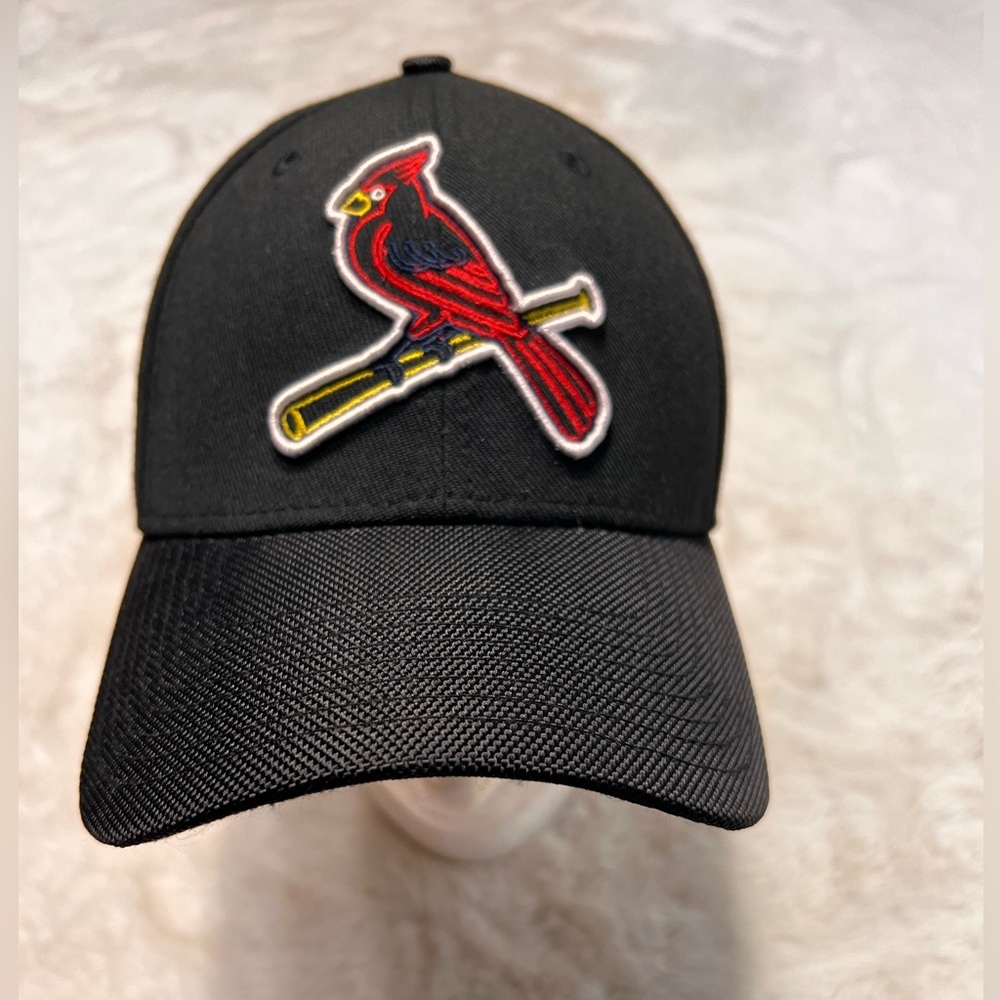 Black Baseball Cap with Cardinal Embroidery
